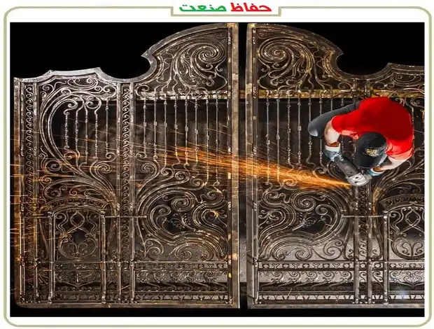 خرید و نصب درب حیاط ویلایی فرفورژه در شهر کرمان